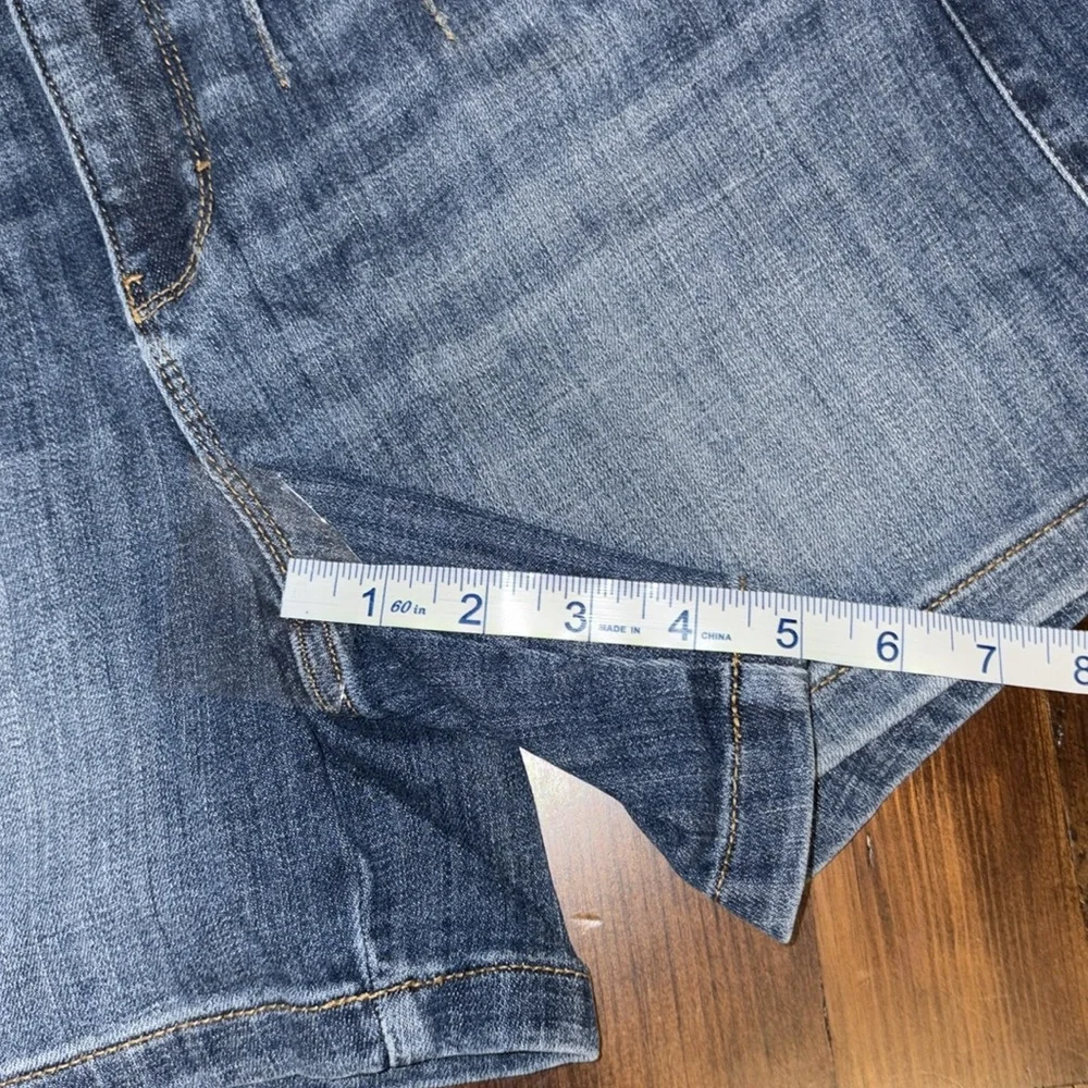 White House Black Market Denim Jean Shorts - Picture 7 of 12